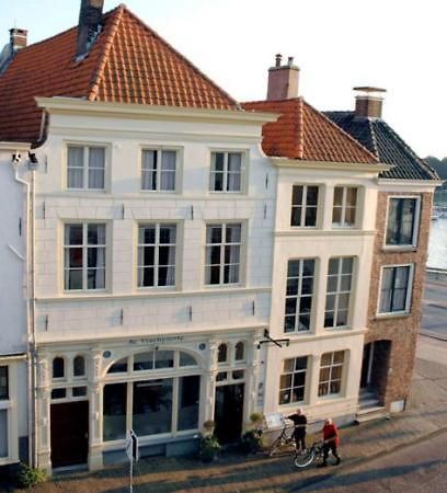 Hotel De Vischpoorte, Hartje Deventer En Aan De Ijssel Eksteriør bilde