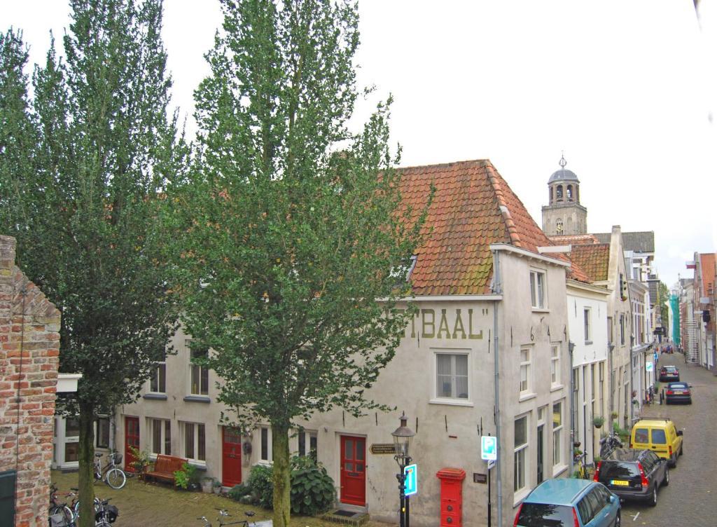 Hotel De Vischpoorte, Hartje Deventer En Aan De Ijssel Rom bilde