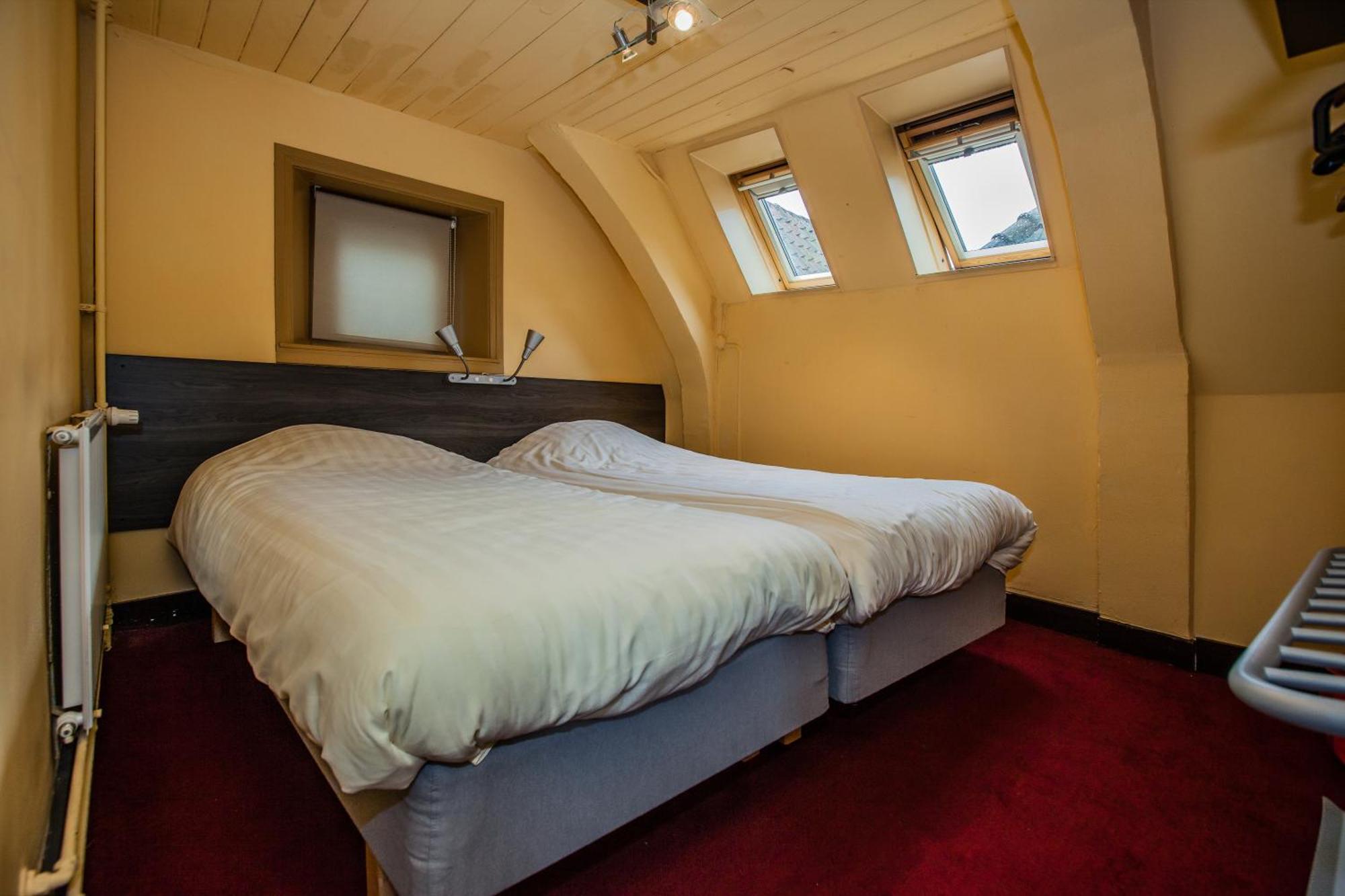 Hotel De Vischpoorte, Hartje Deventer En Aan De Ijssel Eksteriør bilde