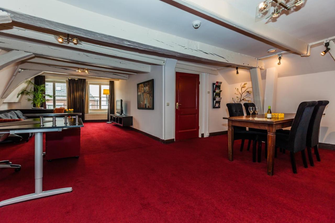 Hotel De Vischpoorte, Hartje Deventer En Aan De Ijssel Rom bilde