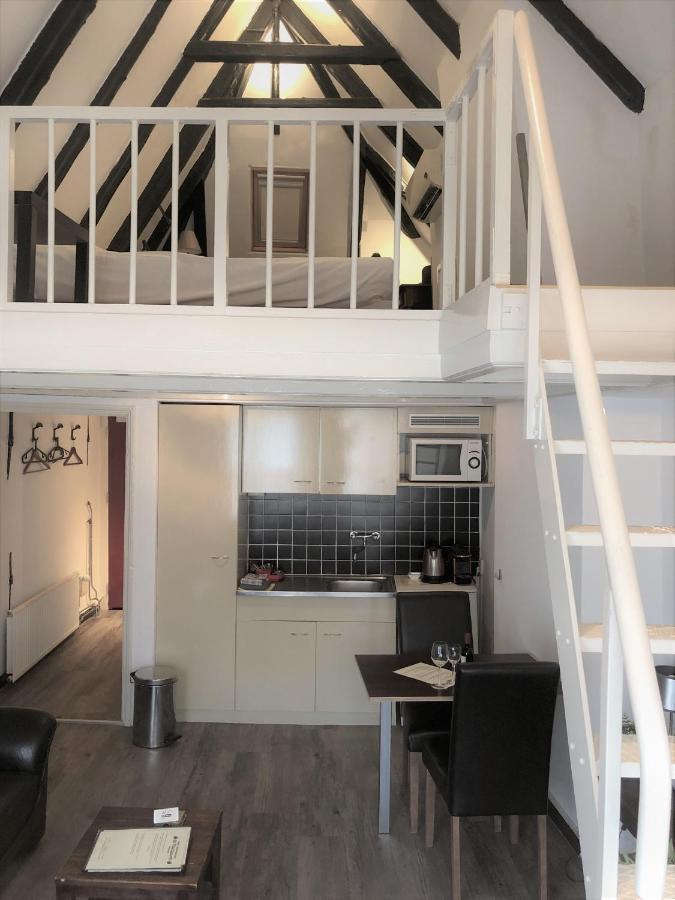 Hotel De Vischpoorte, Hartje Deventer En Aan De Ijssel Eksteriør bilde